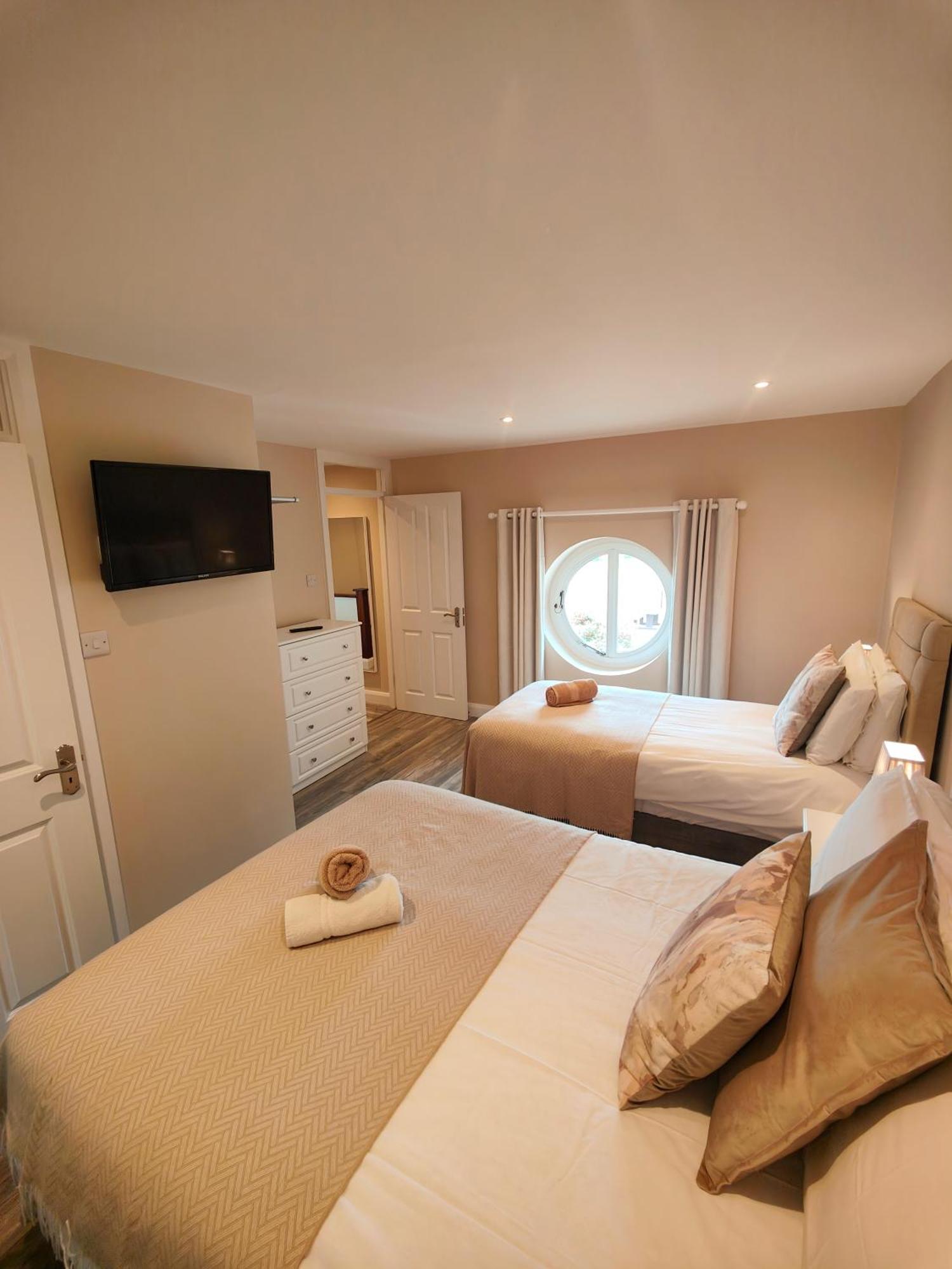 Apartment Moneylands Farm Self-catering