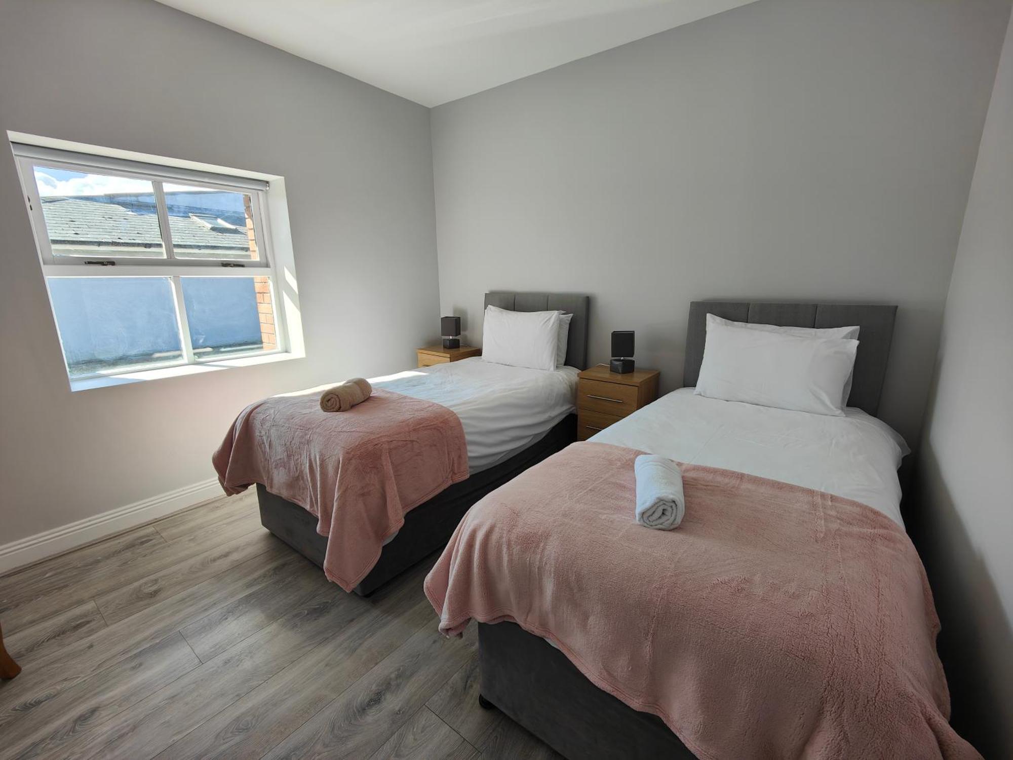 Moneylands Farm Self-catering *